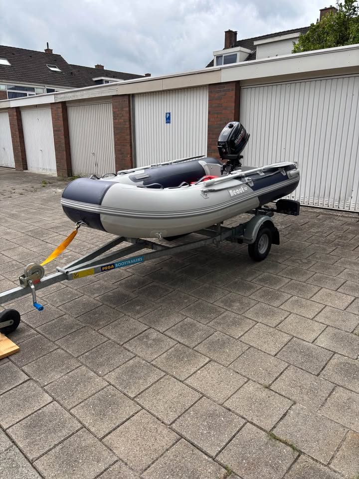 Rubberboot Beaut TZ300AL + SUZUKI DF6A en PEGA TRAILER