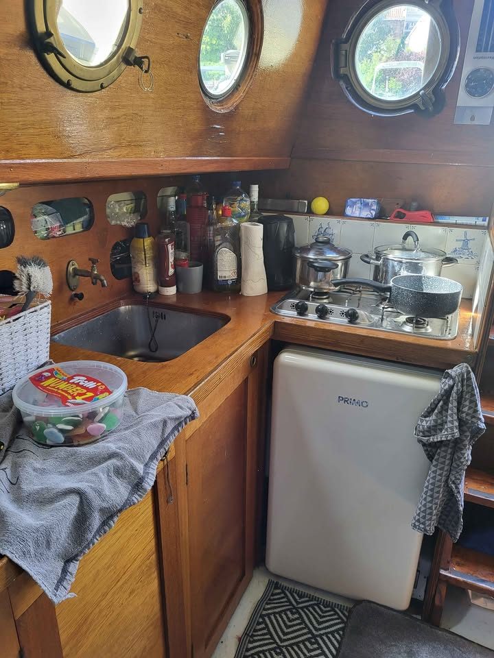 Mooie Zeeschouw 10 m bij 350cm