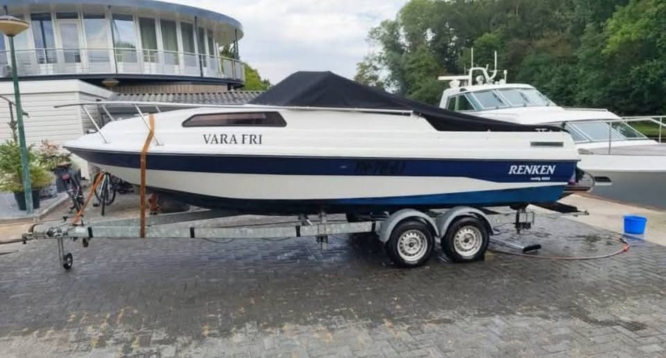 Renken Cuddy 2000 classic speedboot met trailer